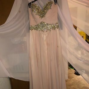 Sherry Hill Elegant prom dress